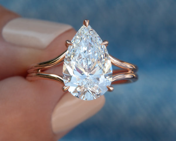 Brilliant Cut Diamond Gemma Ring