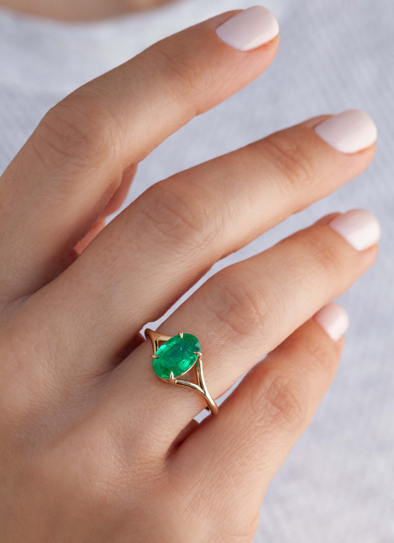 1.88-Carat Oval Emerald Gemma Ring