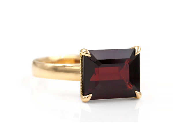 5.88-Carat Garnet Lydia Ring