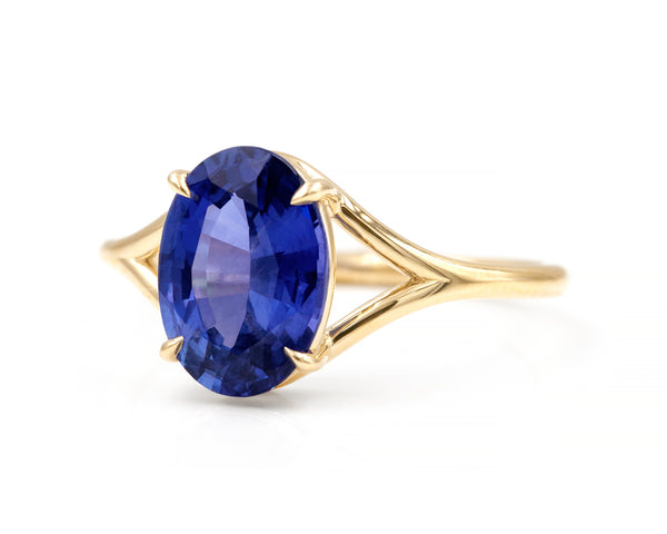 2.88-Carat Oval Sapphire Gemma Ring