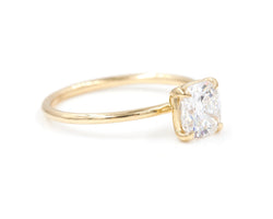Everett Fine Jewelry 1.00 Carat Cushion Solitaire Ring